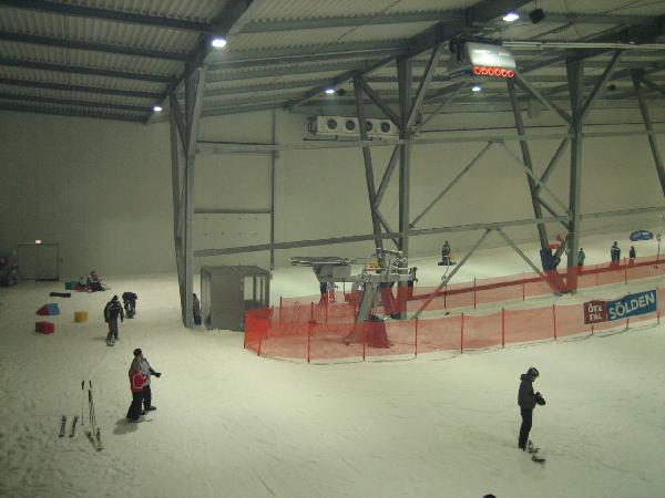 Tellerlift in der Skihalle Bispingen (Talstation) (c) by Nico Nobel